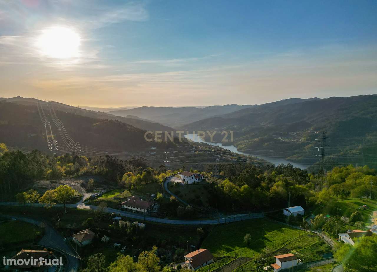 O Refúgio dos Seus Sonhos: Onde o Horizonte se Funde com o Conforto - Grande imagem: 2/54