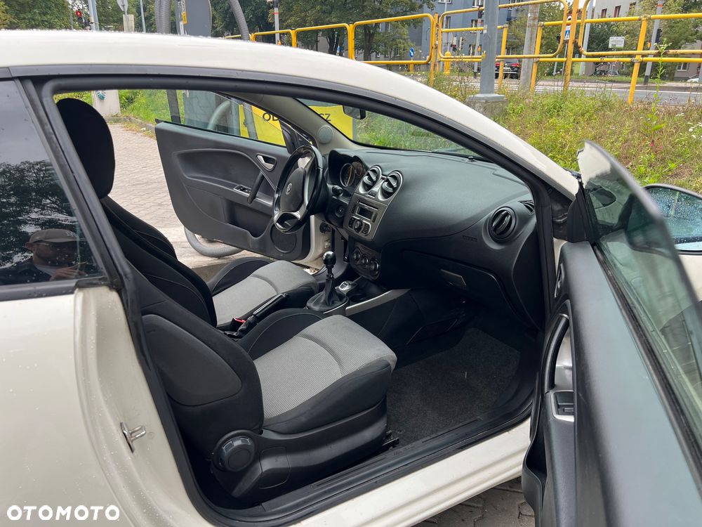 Alfa Romeo Mito 1.4 16V - 9