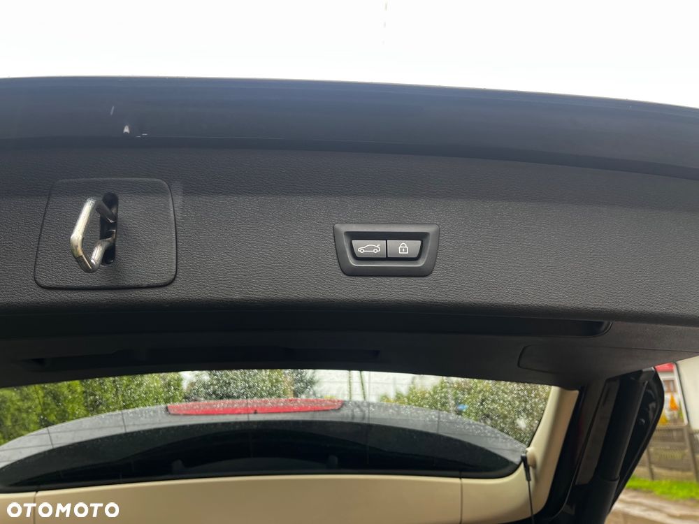 BMW X1 sDrive20i xLine - 13