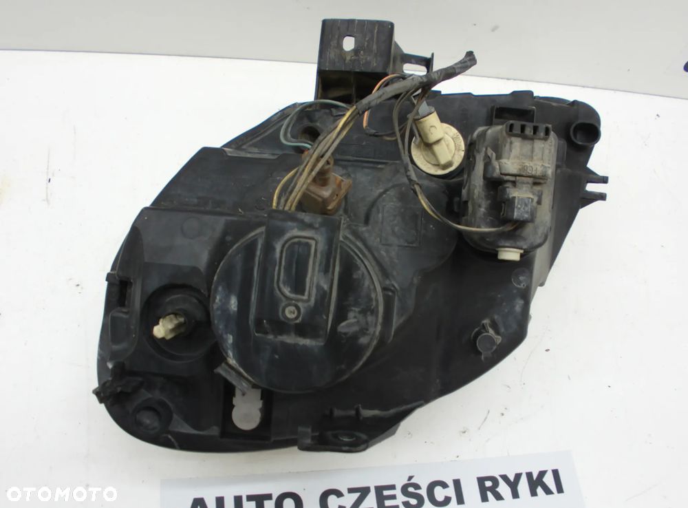 Renault Kangoo I lift Lampa przód Lewa Prawa strona - 9