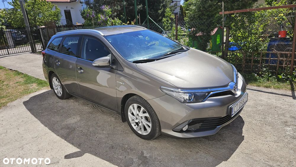 Toyota Auris Hybrid 135 Prestige - 1