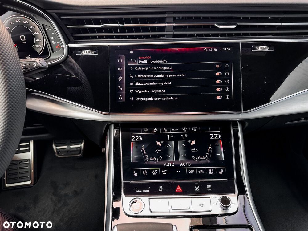 Audi Q8 - 35