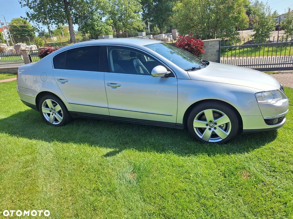 Volkswagen Passat 2.0 TDI Highline - 5