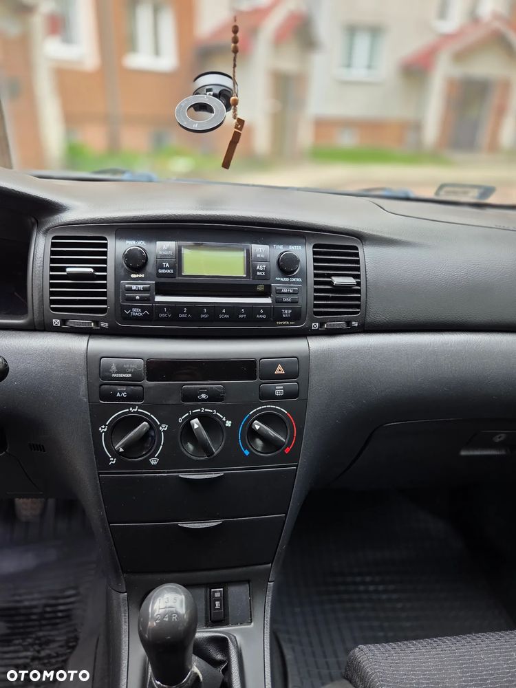 Toyota Corolla 1.4 D-4D Terra Polaris - 4