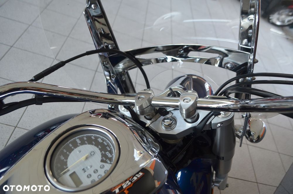 Yamaha XVS - 32