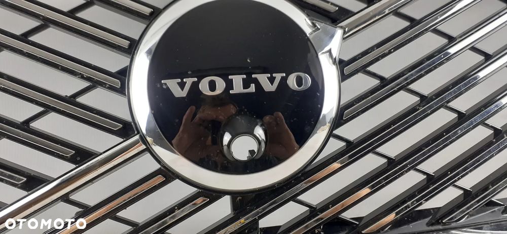 Volvo XC90III Grill Atrapa Chłodnicy 25r+32409128 - 2