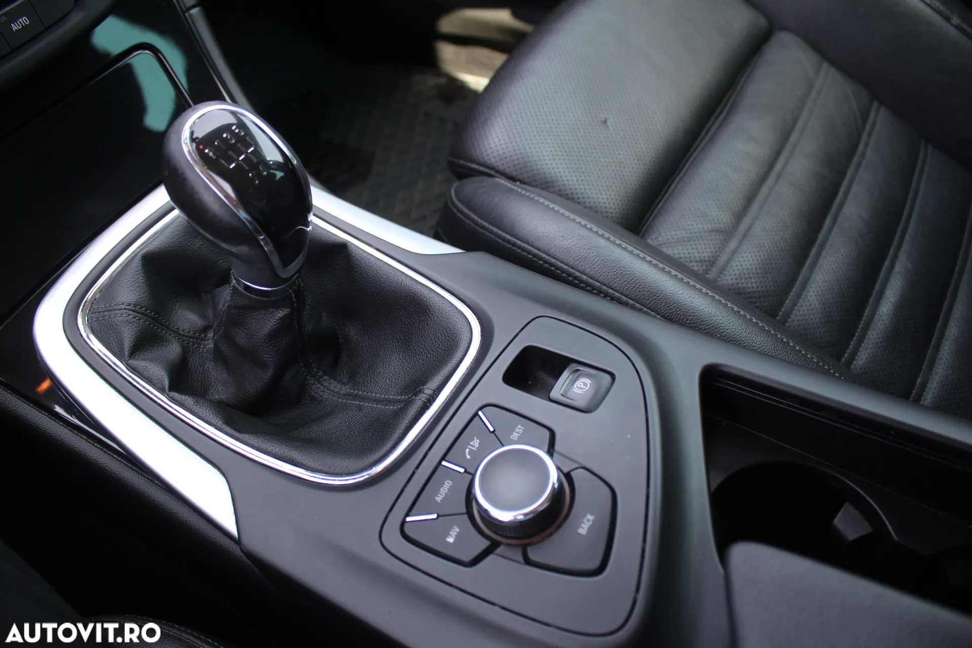 Opel Insignia - 6