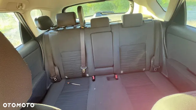 Toyota Auris 1.6 Premium Comfort - 13