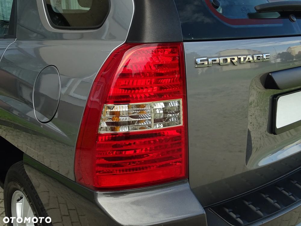 Kia Sportage 2.0 4WD Champ - 23