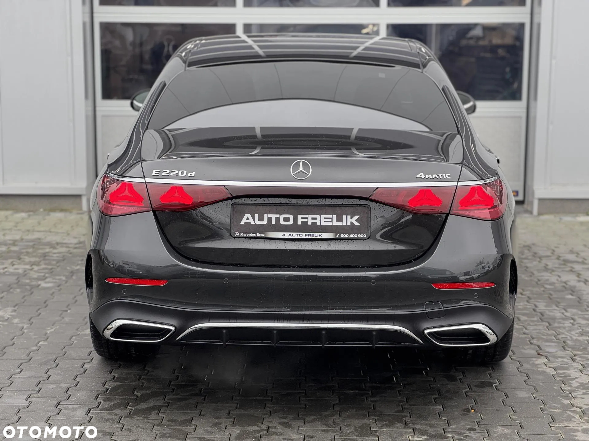 Mercedes-Benz Klasa E 220 d 4Matic 9G-TRONIC Edition AMG Line - 10