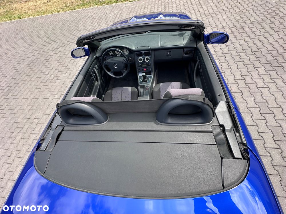 Mercedes-Benz SLK 200 - 15