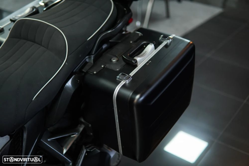 Honda VFR 1200 XD - 39