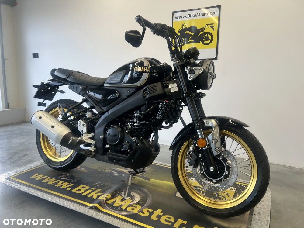 Yamaha XSR - 3