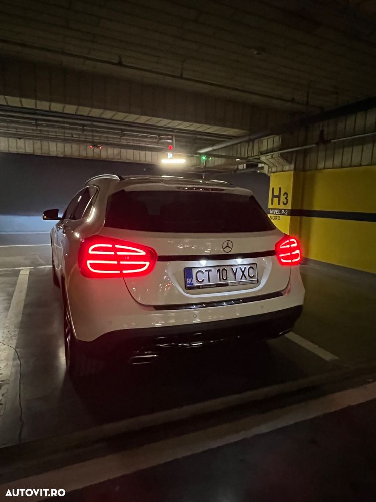 Mercedes-Benz GLA - 5