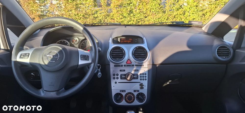Opel Corsa - 5