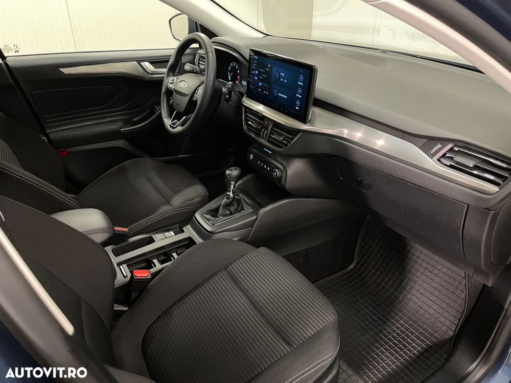 Ford Focus 1.0 EcoBoost MHEV Titanium - 11