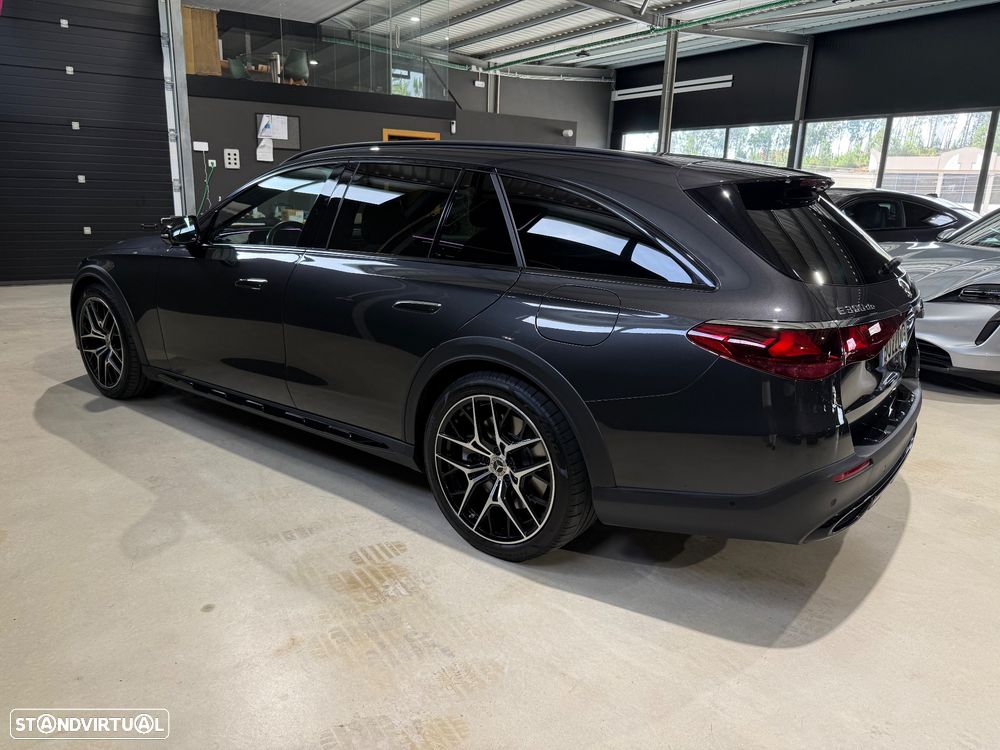 Mercedes-Benz E 300 de 4Matic All-Terrain - 9