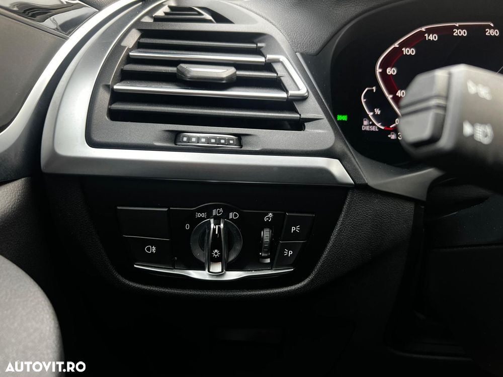 BMW X4 xDrive20d MHEV - 31