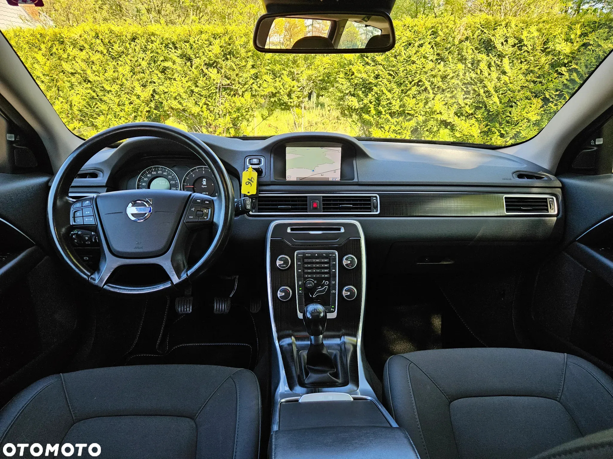 Volvo V70 D3 Dynamic Summum - 26
