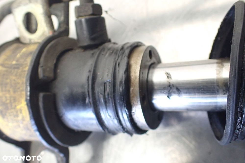 MAGLOWNICA HYUNDAI COUPE I LIFT 1.6 57700-27001 - 5