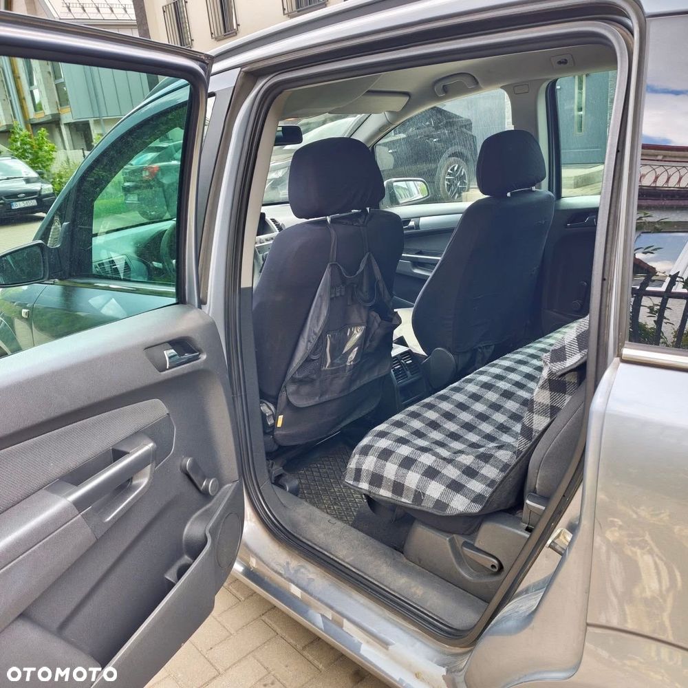 Opel Zafira 1.6 Enjoy - 9