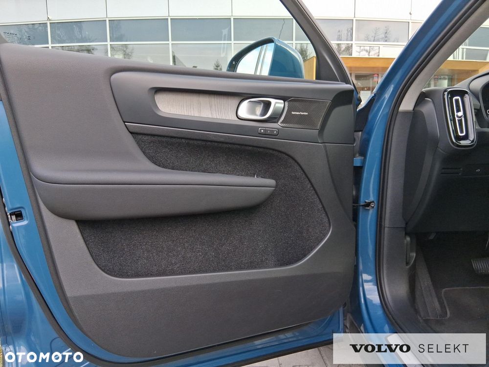Volvo XC 40 - 19