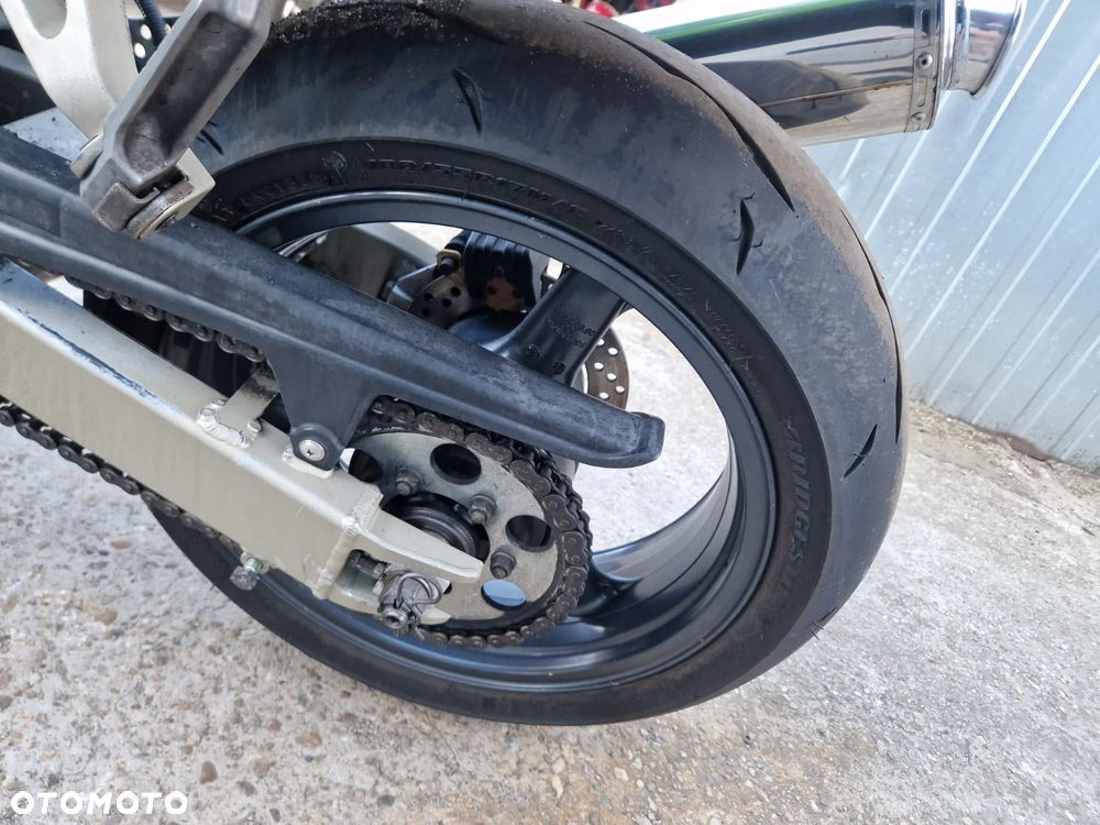 Kawasaki ZXR - 29
