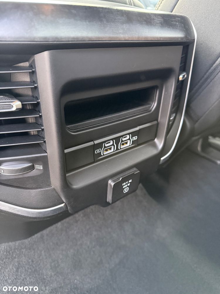 RAM 1500 Quad Cab Longbed Bighorn - 17