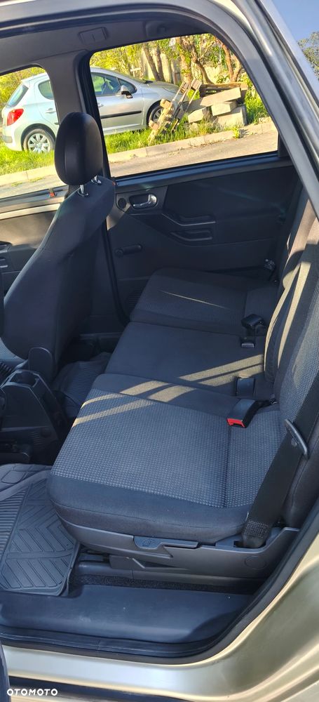 Opel Meriva - 8