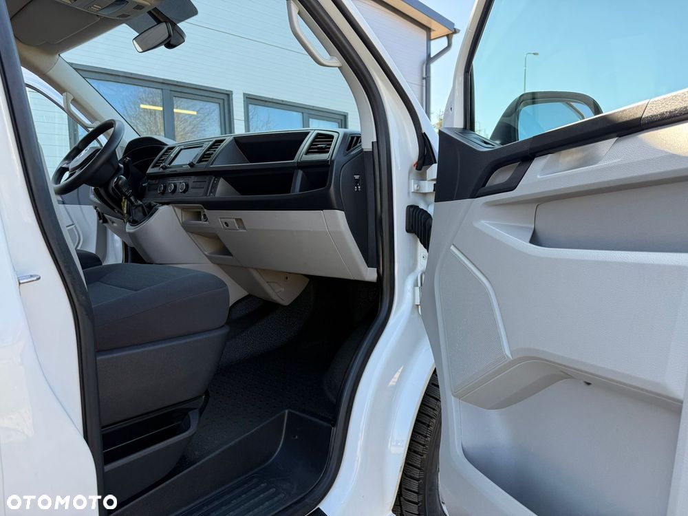 Volkswagen T6 - 21