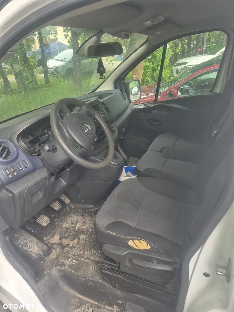 Opel Vivaro - 5