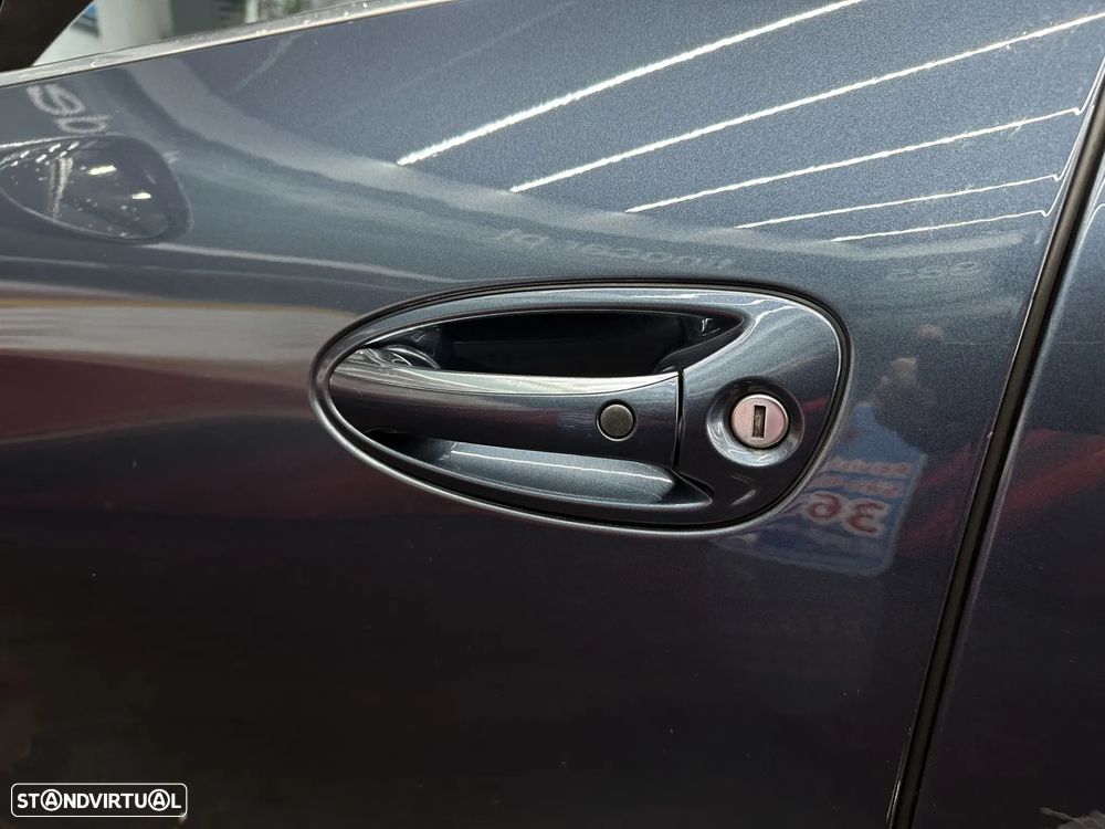 Porsche Panamera Turbo PDK - 12