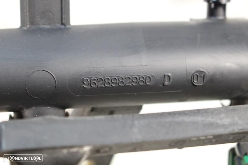 Régua / Rail De Injeção Peugeot 206 Hatchback (2A/C)  9628982980D / 96 - 8