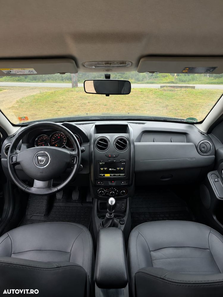 Dacia Duster 1.2 TCe 4x2 Laureate - 4