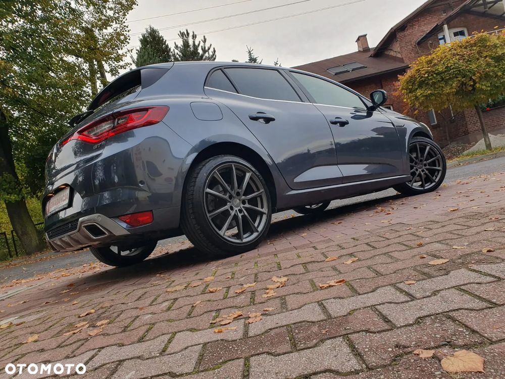 Renault Megane ENERGY TCe 205 EDC GT - 24