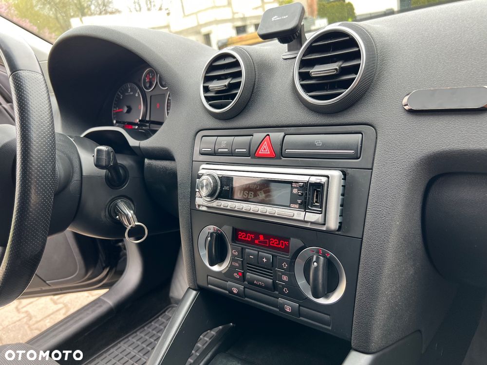 Audi A3 Sportback 1.9 TDI Ambition - 14