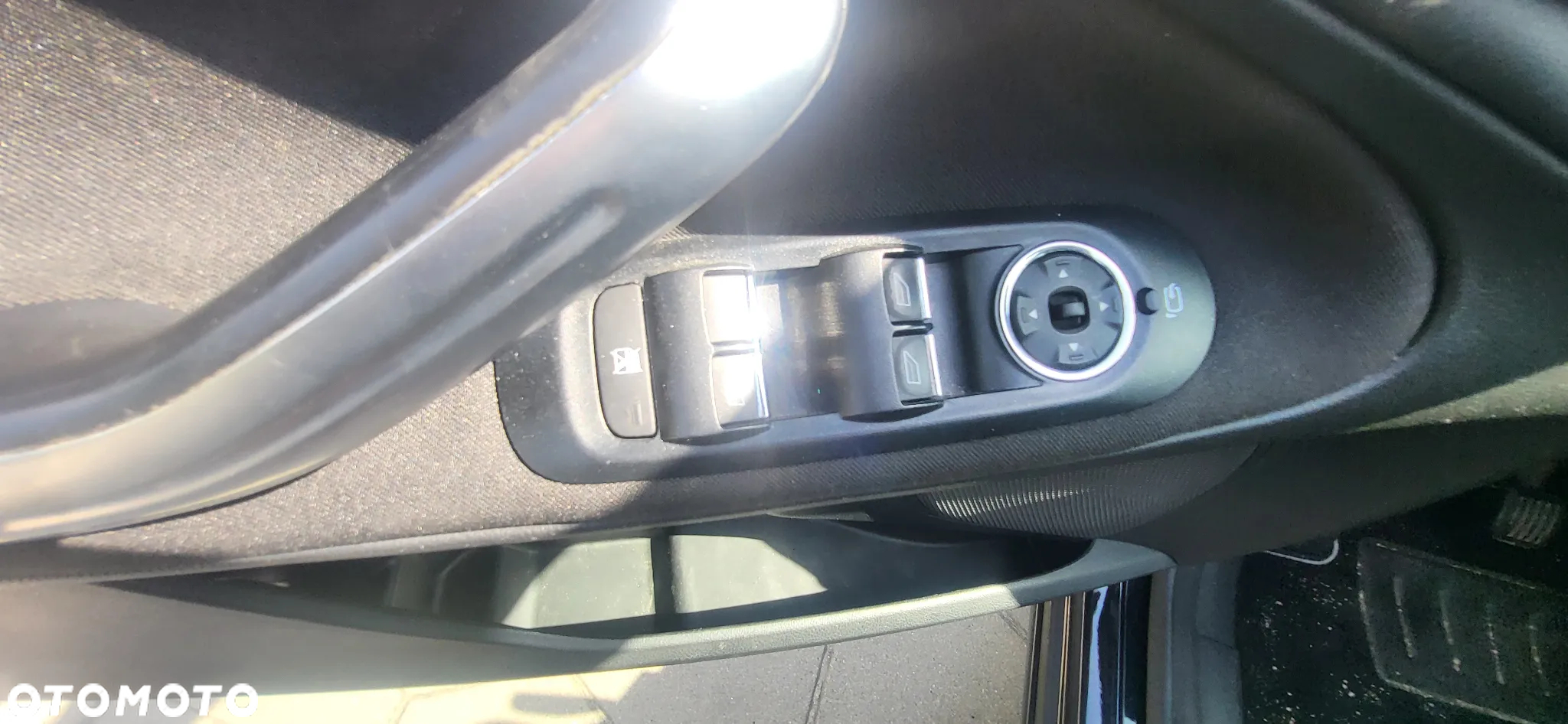 Ford S-Max 2.0 TDCi DPF Business Edition - 14