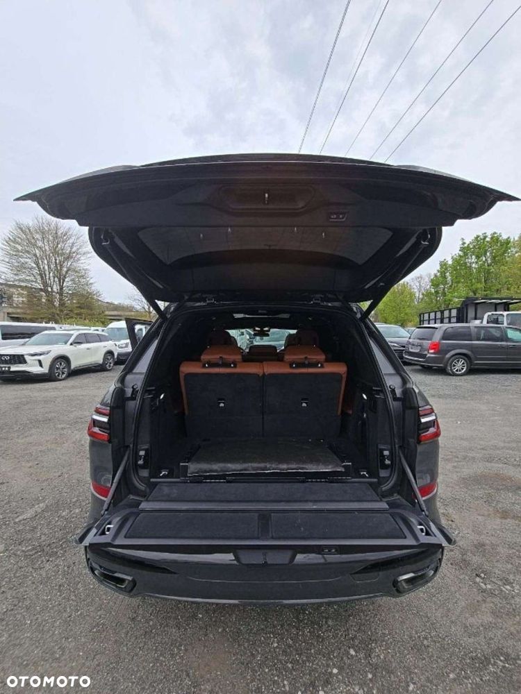 BMW X7 - 3