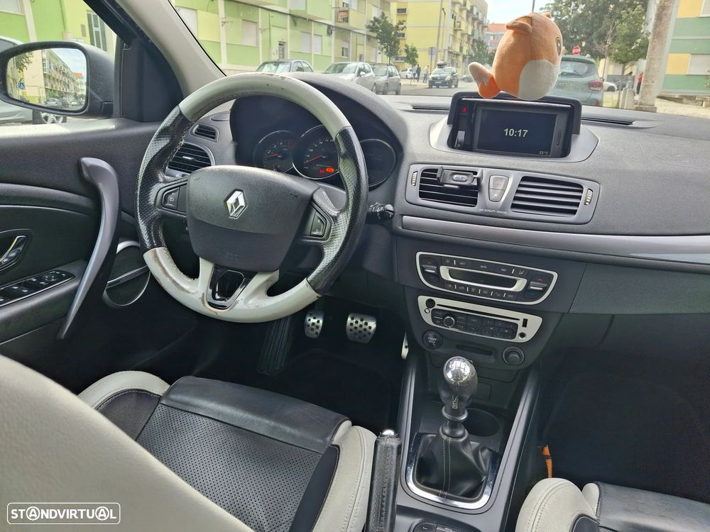 Renault Mégane 1.5 dCi Bose Edition SS - 6