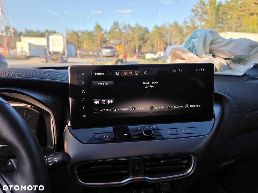 Nissan Juke 1.0 DIG-T DCT N-Connecta - 11