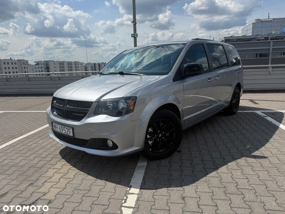 Dodge Grand Caravan - 6