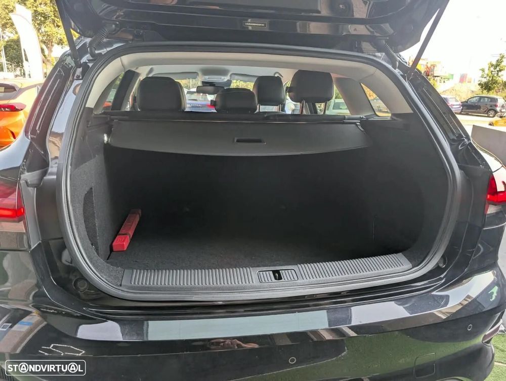MG MG5 61 kWh Luxury — fotografia 7