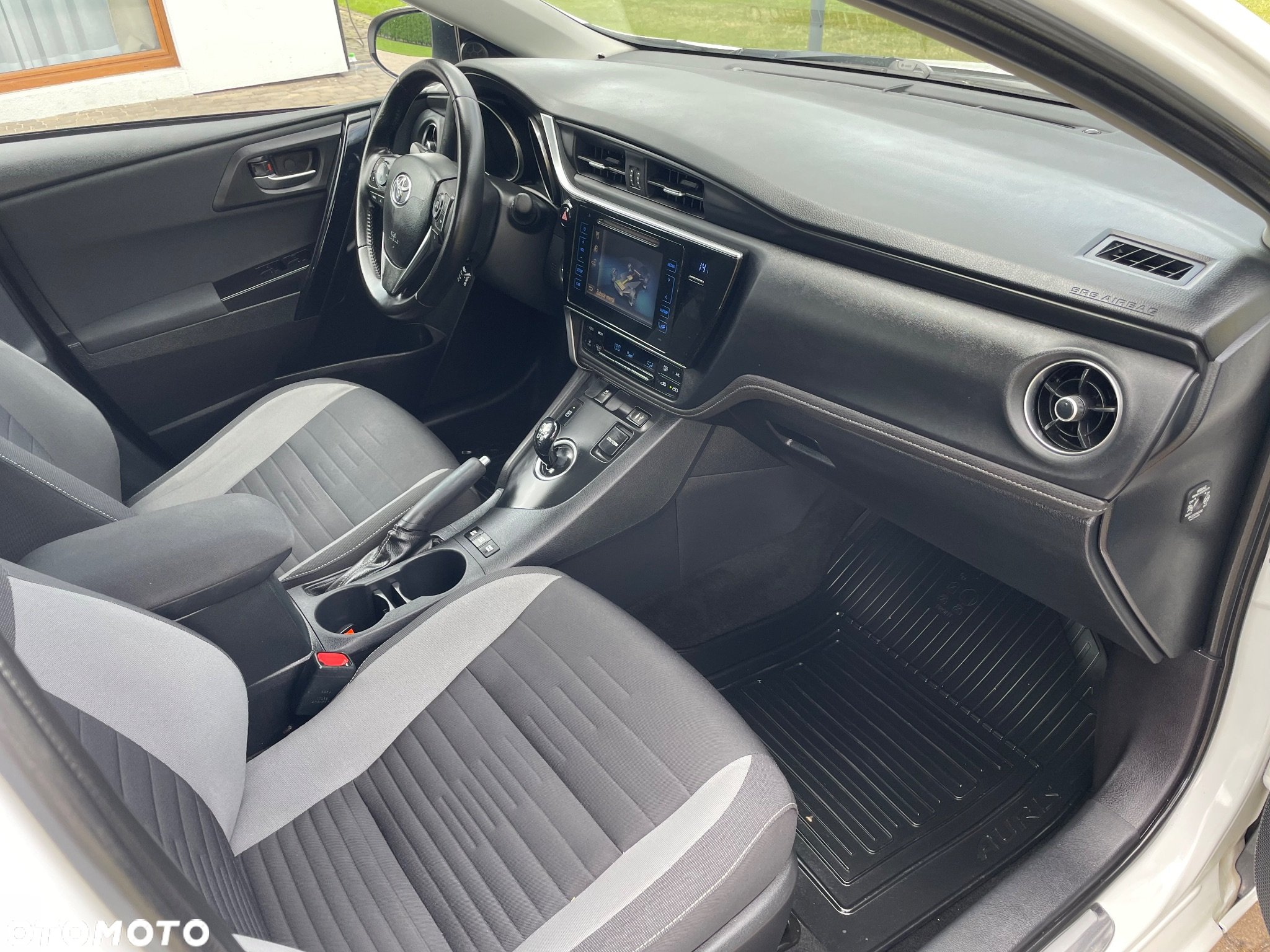 Toyota Auris - 7