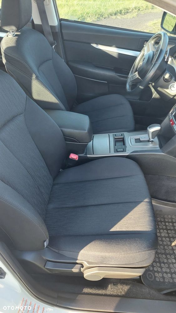 Subaru Legacy 2.0i Trend AT - 21