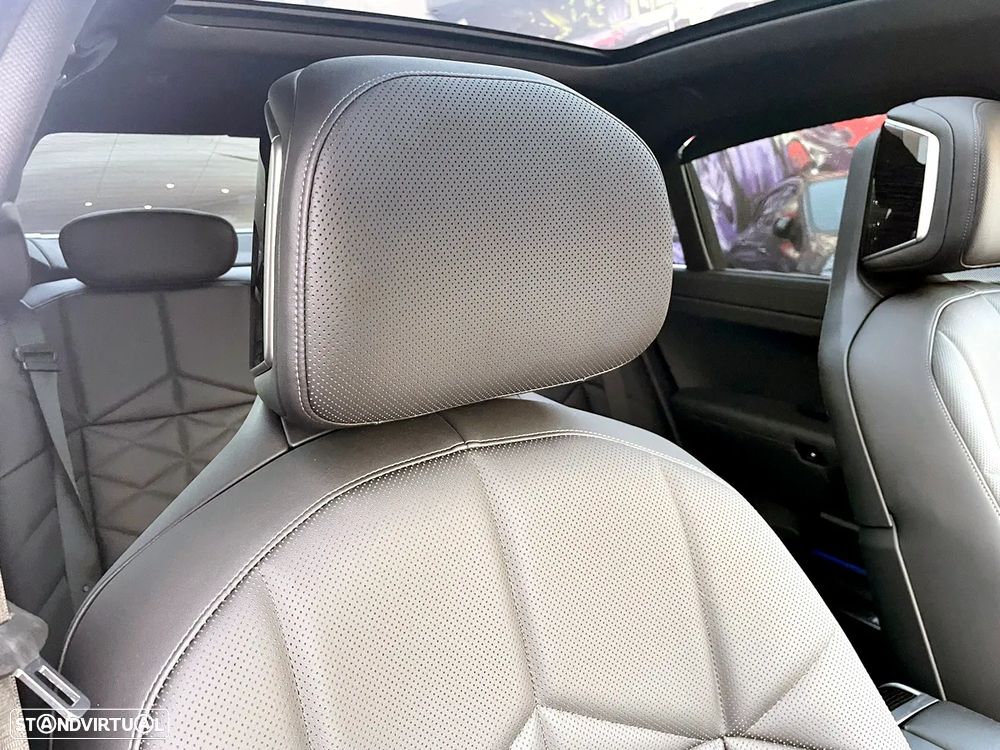 BMW 740 d xDrive Pack Desportivo M - 38
