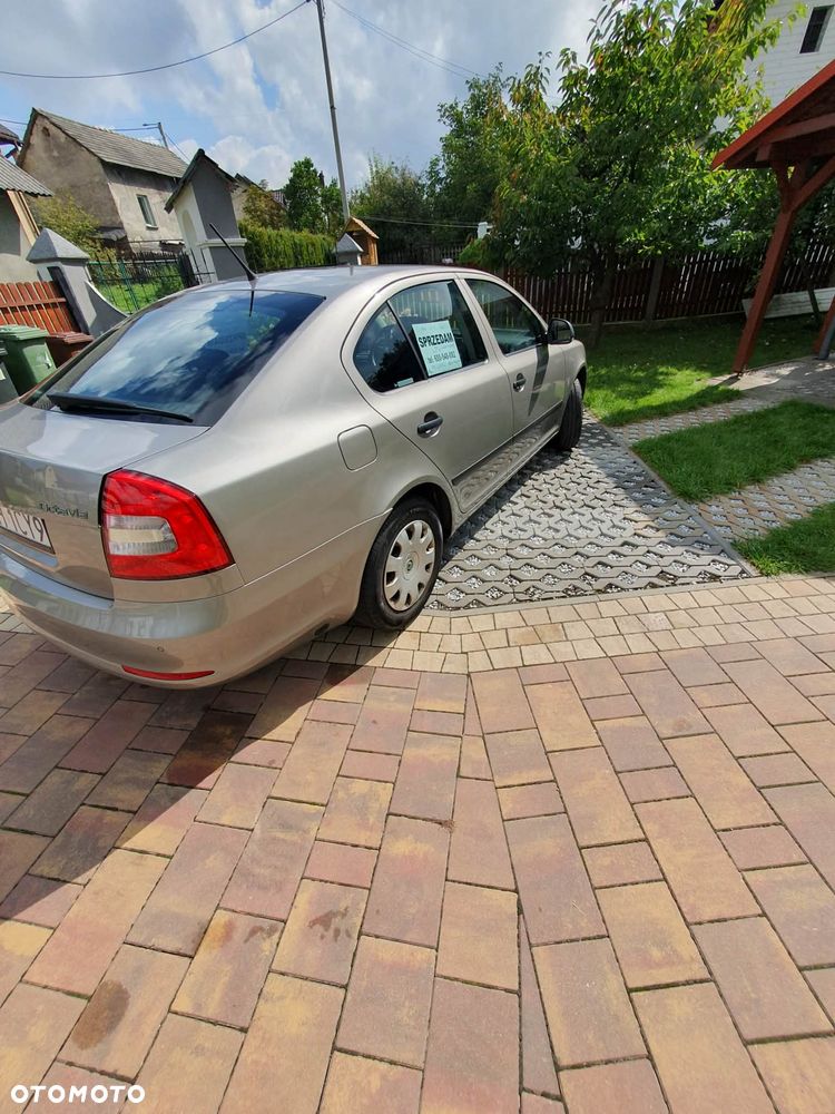 Skoda Octavia 1.6 Active - 6