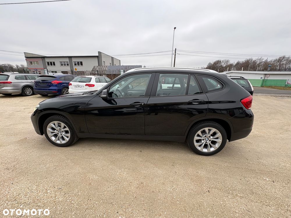 BMW X1 xDrive18d xLine - 6