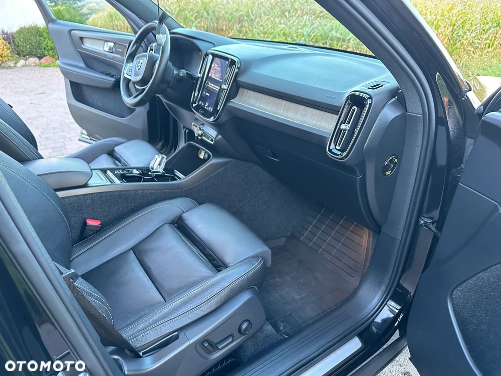 Volvo XC 40 D4 AWD Geartronic Inscription - 17
