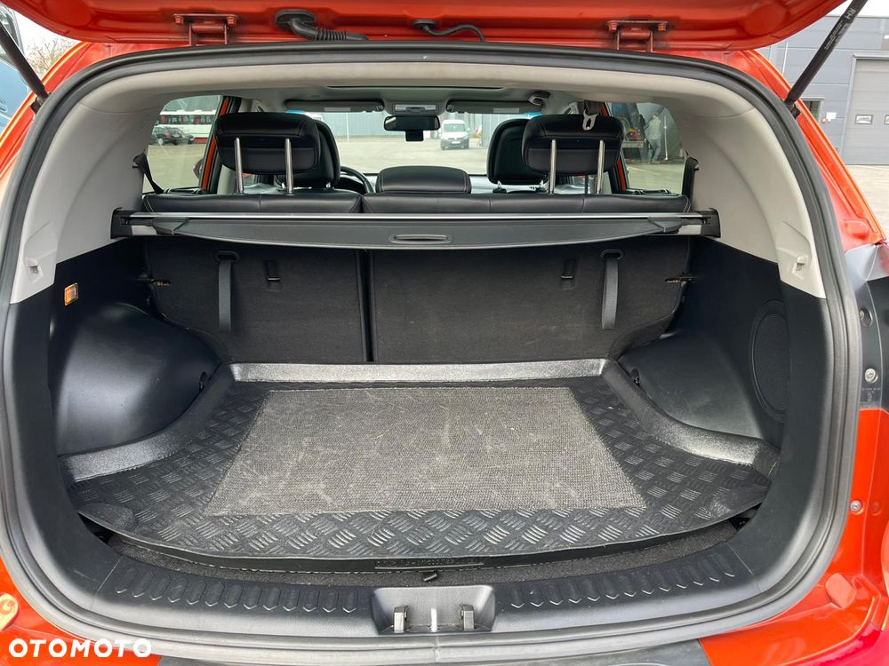 Kia Sportage 2.0 CRDI 4WD Automatik Spirit - 21