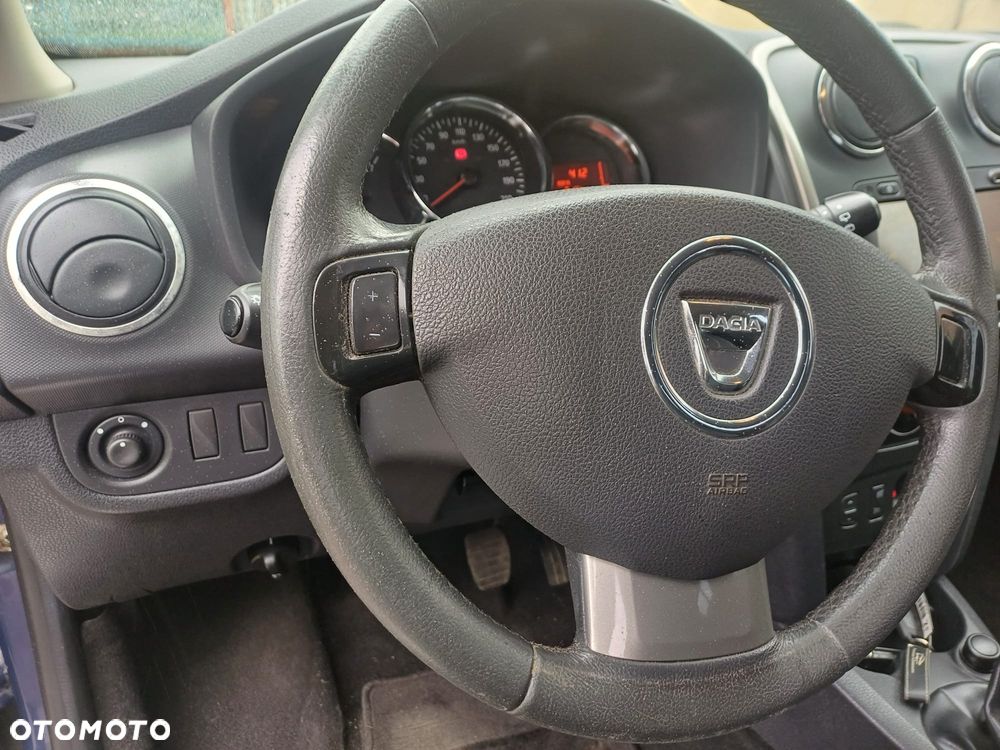 Dacia Sandero - 22